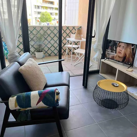 Grand Avec Parking Et Wifi Apartamento *